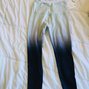 Beyond Yoga ombre crop length leggings